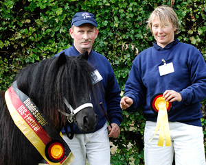 Bärbel und Hinni Hashagen mit Yelmer
